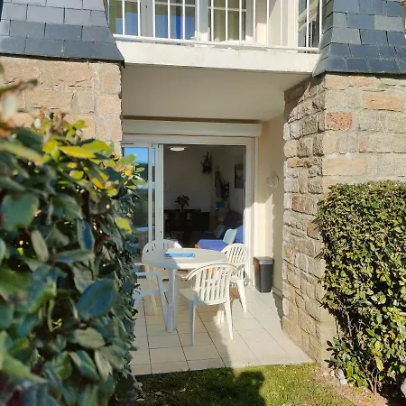 Ref 050 - Pour Quatre Personnes Avec Terrasse Proche Port Crouesty