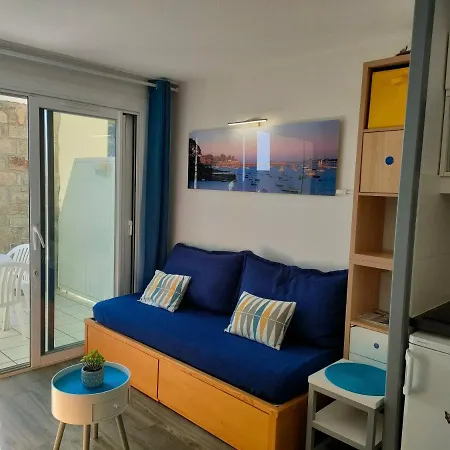 Ref 050 - Pour Quatre Personnes Avec Terrasse Proche Port Crouesty * Arzon